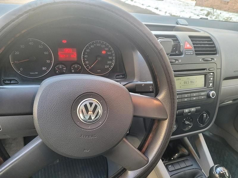 Gebraucht VW Golf IV 92 PS (67 kW) 2003 Grau Limousine