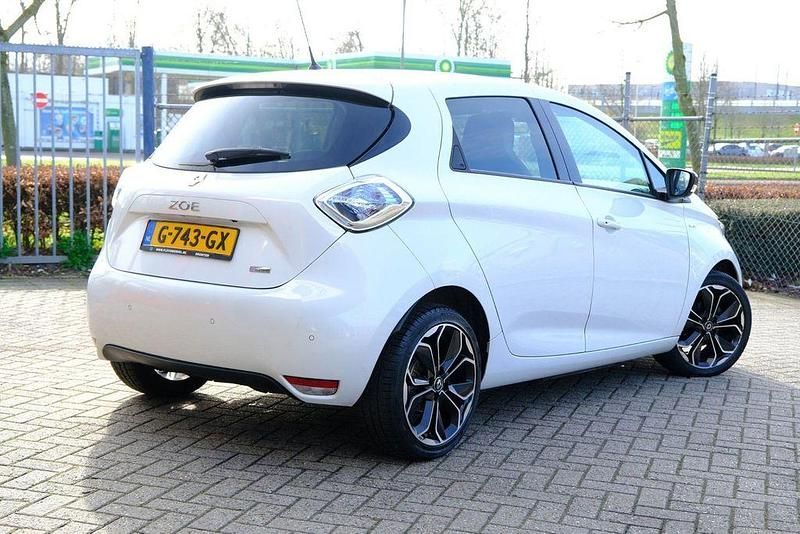 Gebraucht Renault Zoe Iconic 80 kW (109 PS) 2019 Weiß Kleinwagen