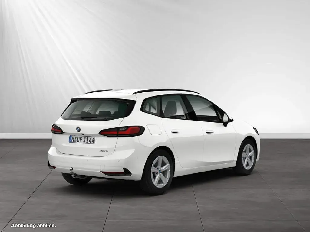 Usata BMW 220 Active Tourer Efficient Dynamics 170 CV (125 kW) 2025 Bianco Monovolume