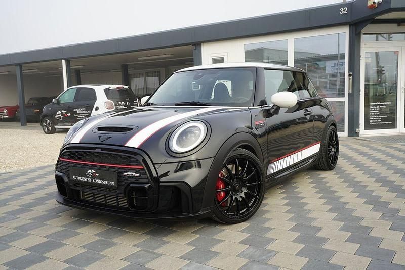 Schwarz Gebraucht 2022 Mini John Cooper Works Kleinwagen | 31.950 € (Fairer Preis) - Bild 1/4
