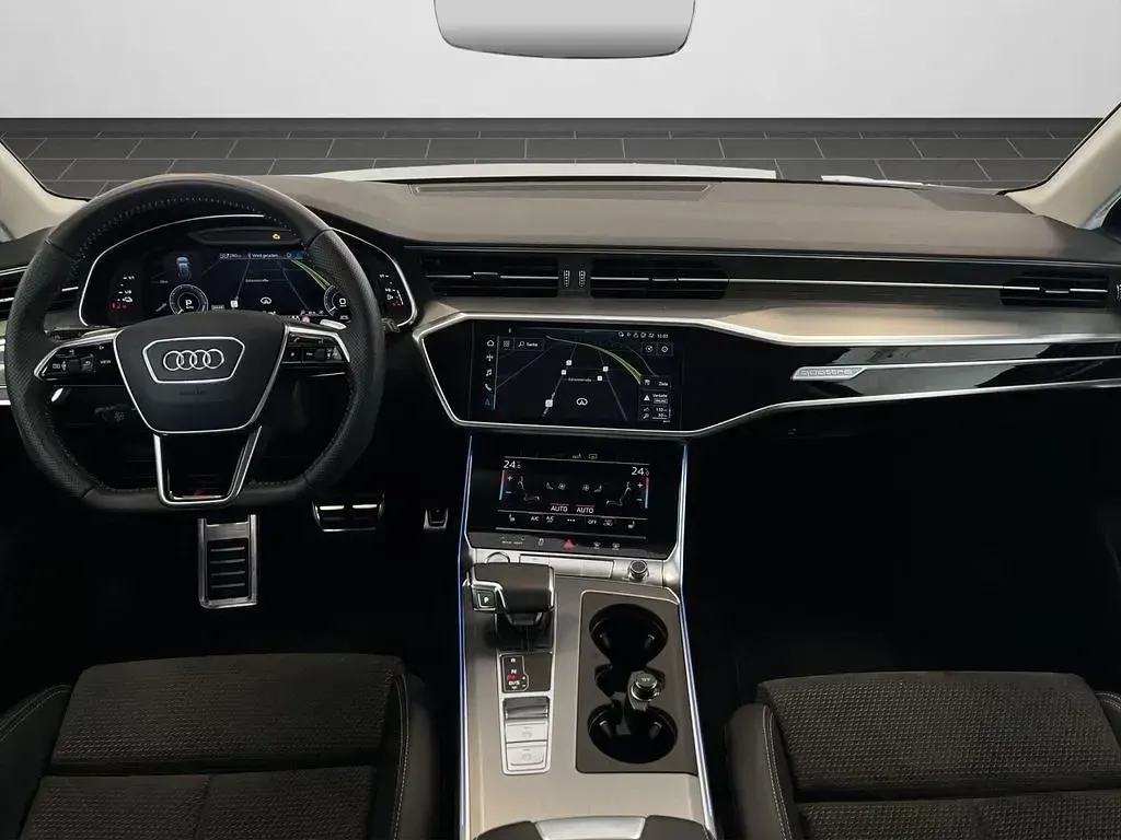 Gebraucht Audi A6 Business 367 PS (269 kW) 2021 Mythosschwarz metallic (metallic) Kombi