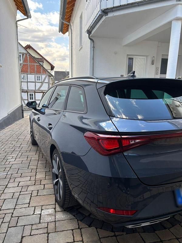 Gebraucht Seat Leon 4Drive 150 PS (110 kW) 2020 Grau Kombi