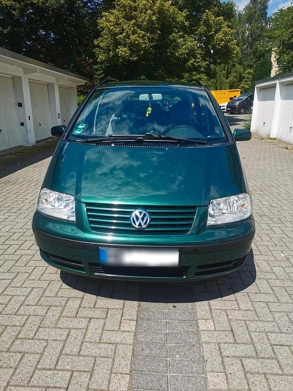 Gebraucht VW Sharan 150 PS (110 kW) 2000 Grün Van / Kleinbus