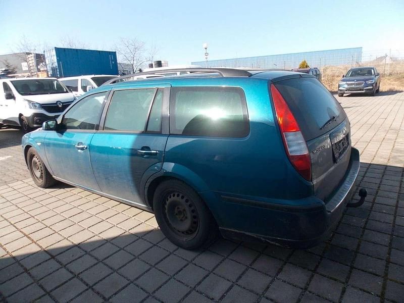 Gebraucht Ford Mondeo Titanium 131 PS (96 kW) 2006 Blau Kombi