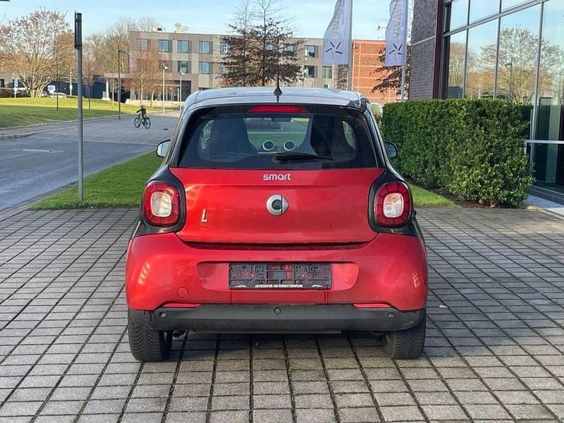 Gebraucht Smart ForFour Basis 71 PS (52 kW) 2015 Schwarz Kleinwagen