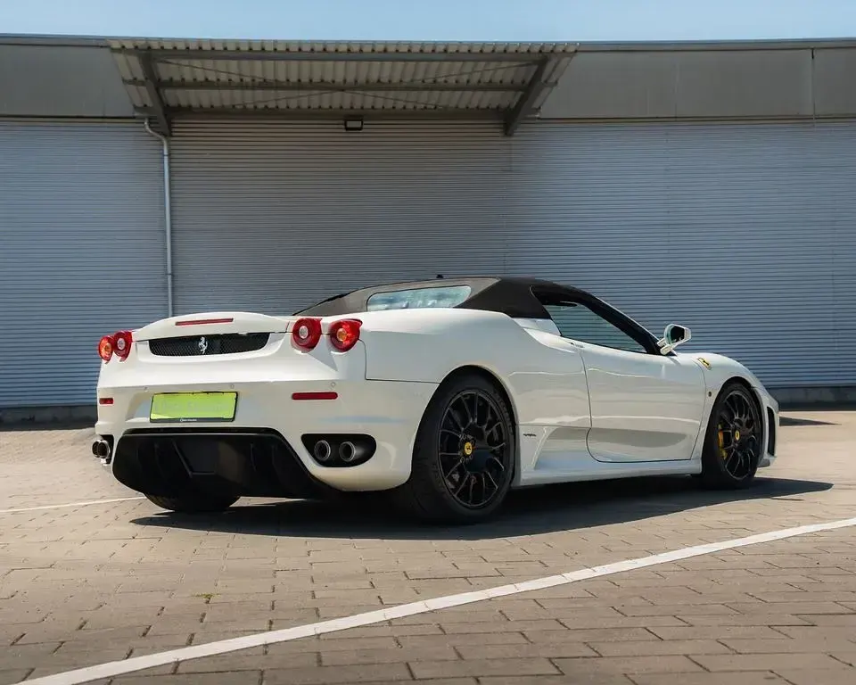 Gebraucht Ferrari F430 489 PS (359 kW) 2009 Weiß Cabrio