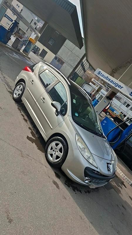 Gebraucht Peugeot 207 95 PS (69 kW) 2007 Silber Kombi