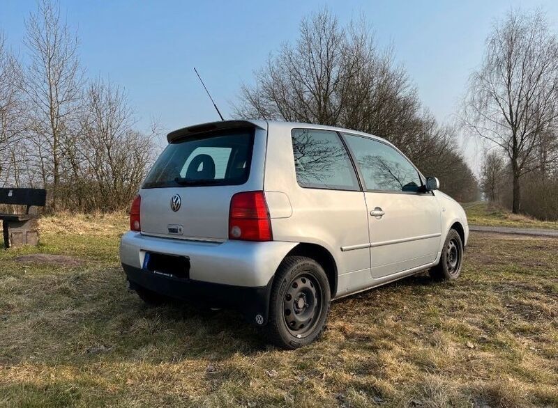 Silber Gebraucht 2004 VW Lupo Kleinwagen | 600 € (Guter Preis) - Bild 1/4
