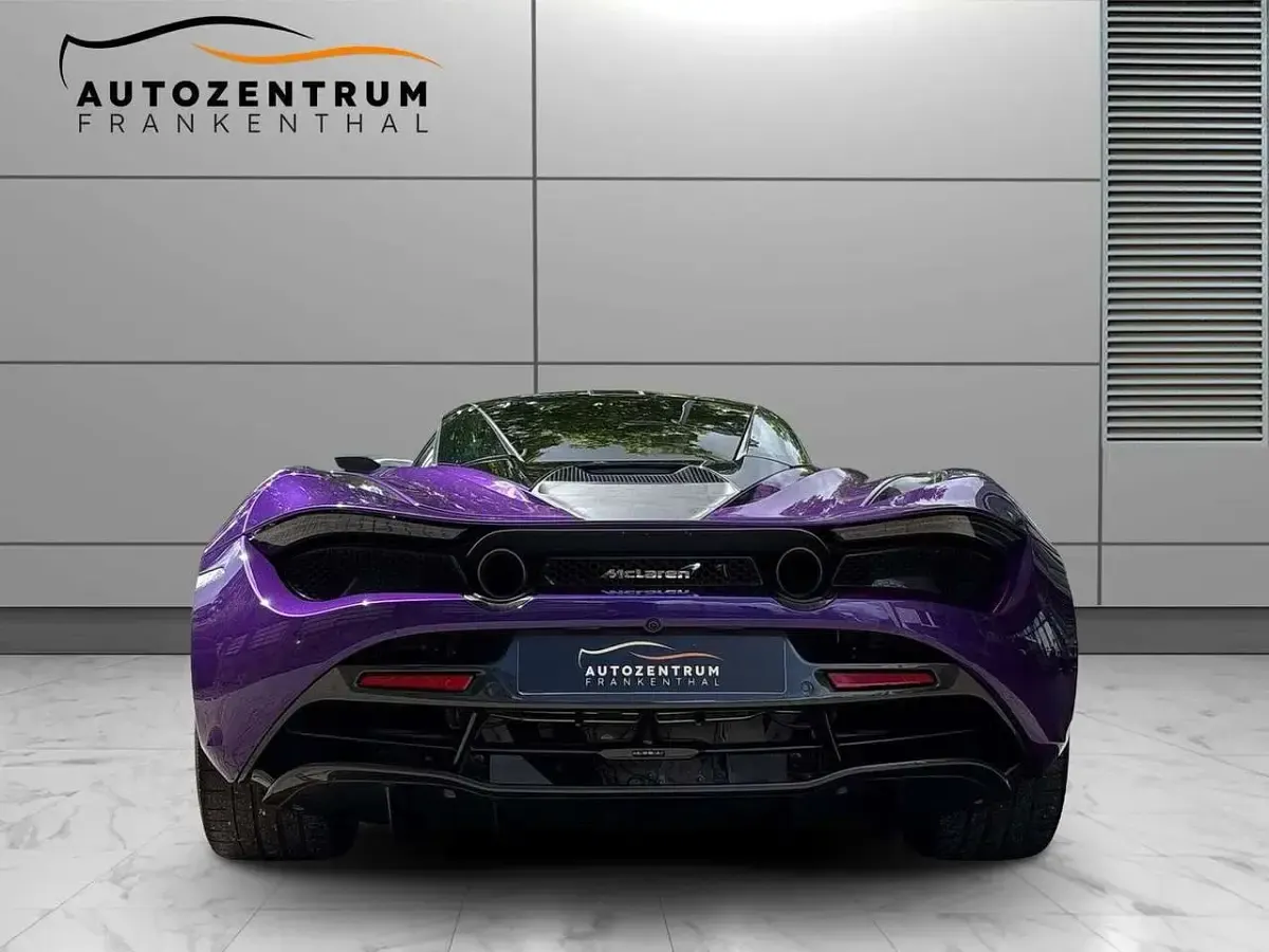 Gebraucht McLaren 720S 719 PS (528 kW) 2019 Mauvin blue Coupé