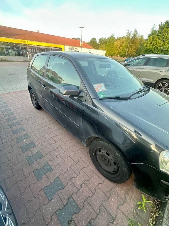 Second-hand VW Polo Edition 80 CP (58 kW) 2006 Negru Hatchback