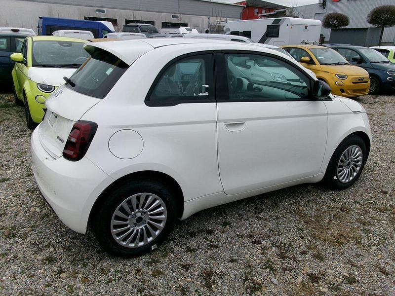 Neu Fiat 500 Pop 65 PS (47 kW) 2026 Weiß Kleinwagen
