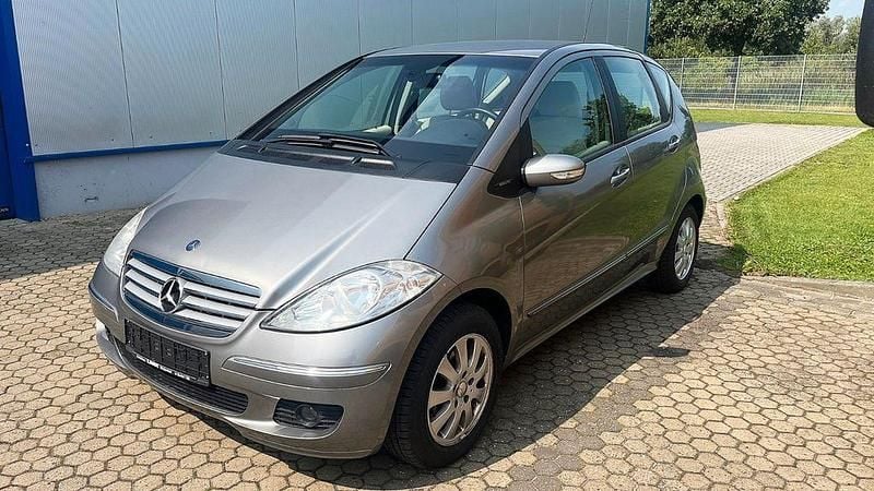 Grau Gebraucht 2008 Mercedes A170 Limousine | 1.690 € (Superpreis) - Bild 1/4