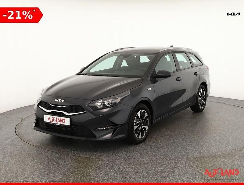 Grau Neu 2025 Kia Ceed Sportswagon 2 Kombi | 24.890 € (Guter Preis) - Bild 1/4