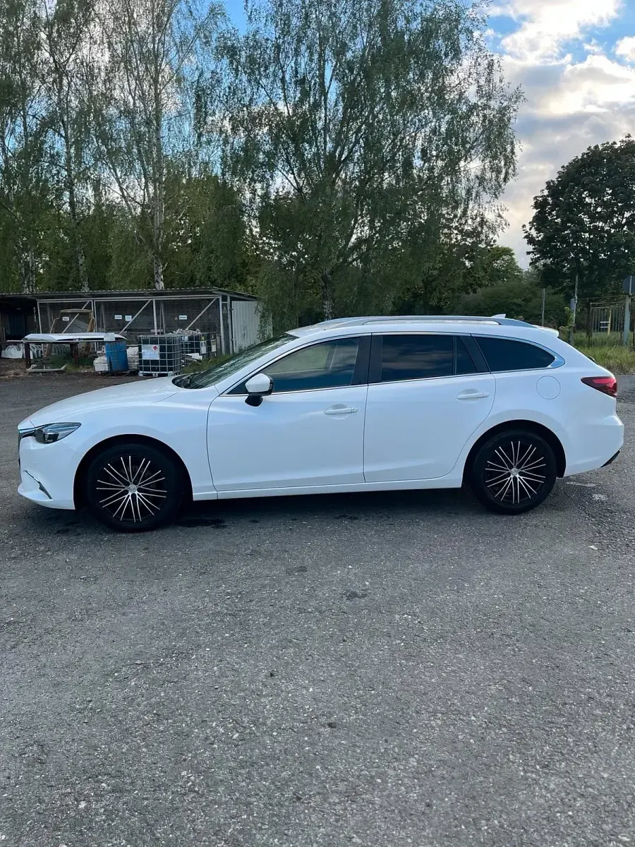 Gebraucht Mazda 6 150 PS (110 kW) 2015 Weiß Kombi