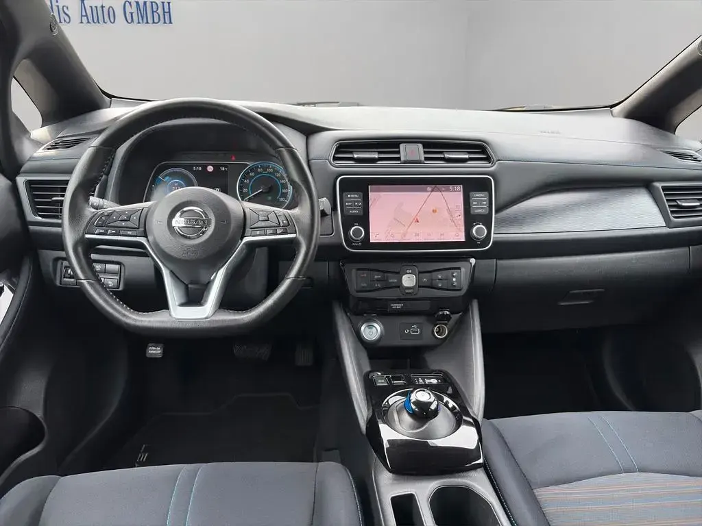 Gebraucht Nissan Leaf Acenta 110 kW (150 PS) 2021 Schwarz Kleinwagen