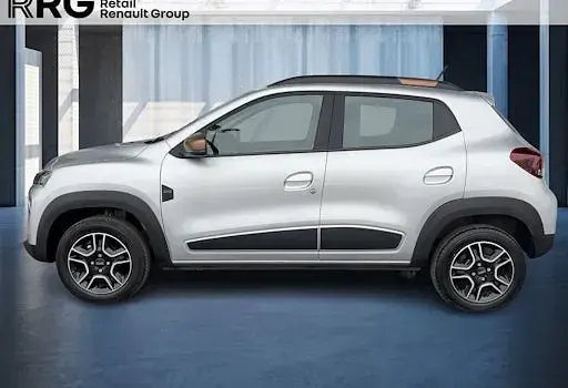 Usado Dacia Spring Extreme 47 kW (65 HP) 2024 Prateado Citadino