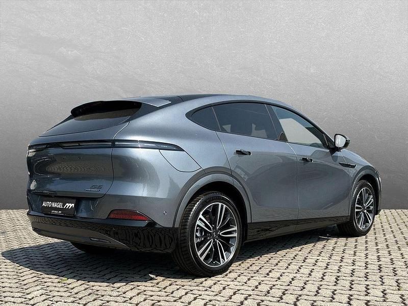 Neu XPENG G6 AWD Performance 350 kW (476 PS) 2025 Grau SUV