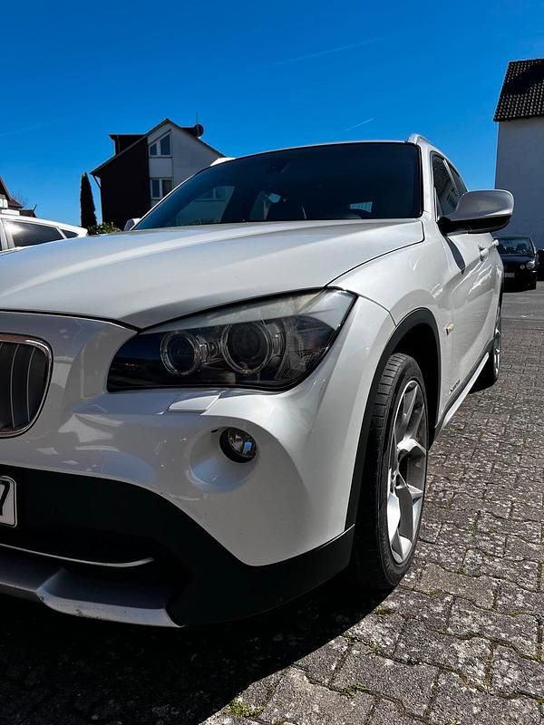 Gebraucht BMW X1 204 PS (150 kW) 2011 Weiß SUV