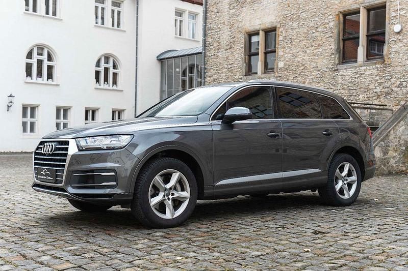 Grau Gebraucht 2019 Audi Q7 SUV | 35.999 € (Superpreis) - Bild 1/4
