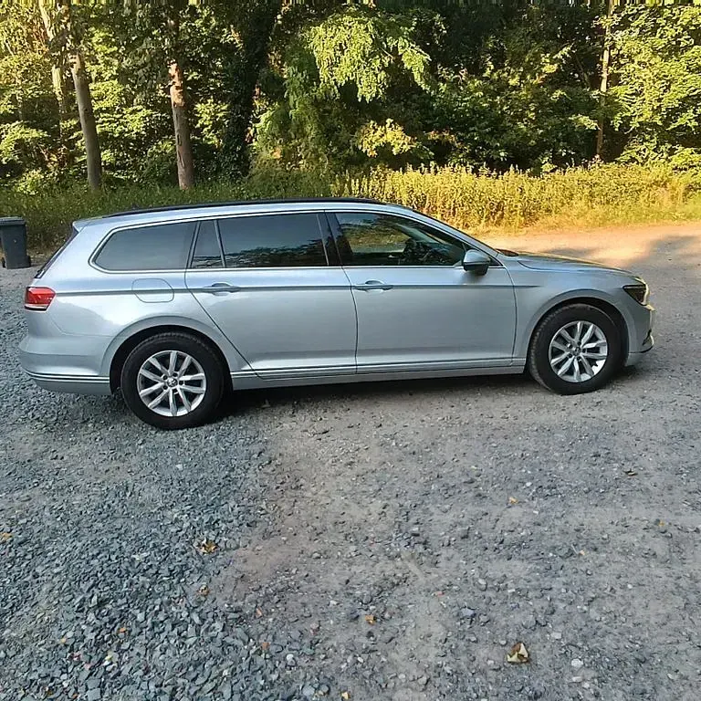 Gebraucht VW Passat Comfortline 150 PS (110 kW) 2018 Silber Kombi