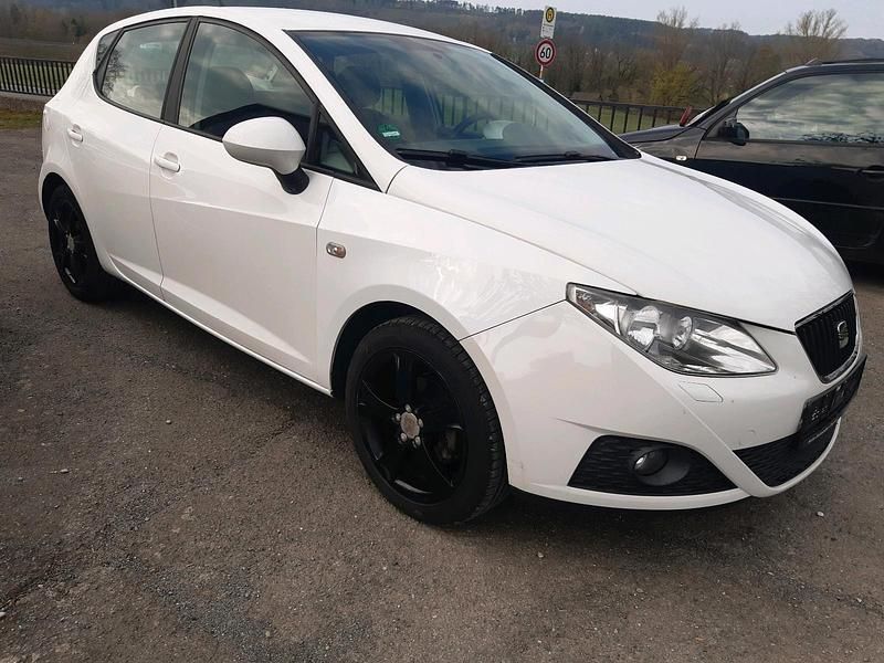 Gebraucht Seat Ibiza SC 86 PS (63 kW) 2010 Weiß Kleinwagen