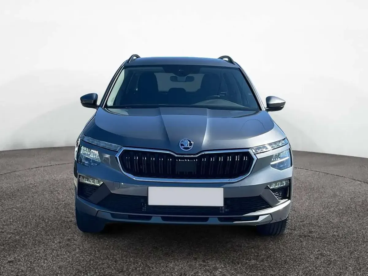 Neu Skoda Kamiq 150 PS (110 kW) 2025 Schwarzmagic perleffekt SUV