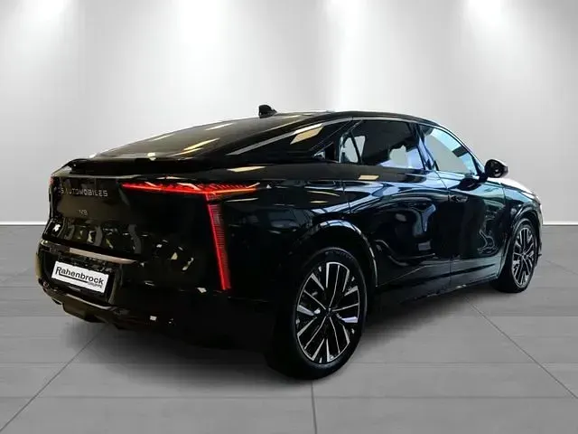 Neu DS Automobiles N°8 169 kW (230 PS) 2026 Schwarz SUV