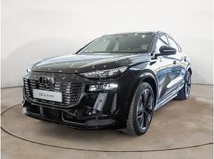 Neu Audi Q6 Sportback e-tron Performance 225 kW (306 PS) 2026 Schwarz (schwarz / mythosschwarz) SUV