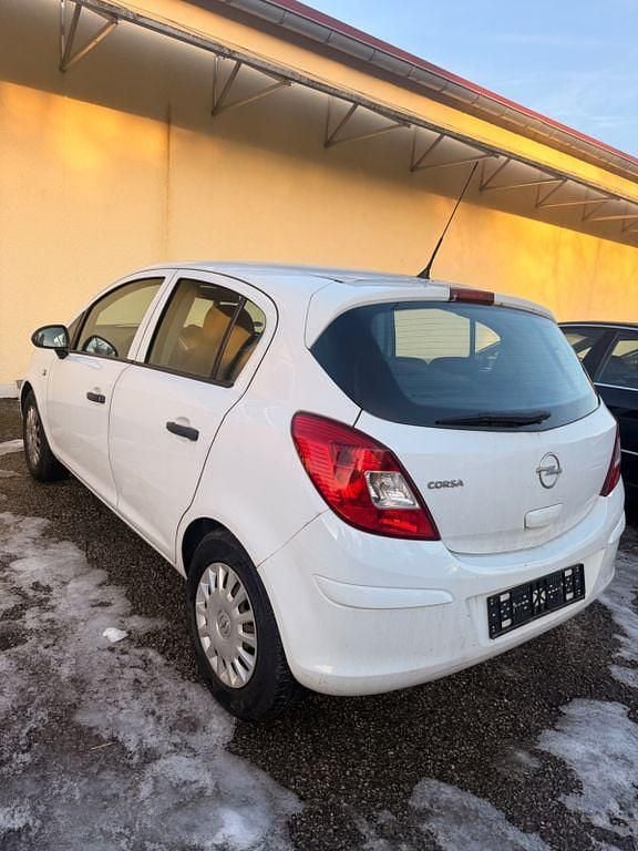 Weiß Gebraucht 2009 Opel Corsa Edition Limousine | 950 € (Superpreis) - Bild 1/4