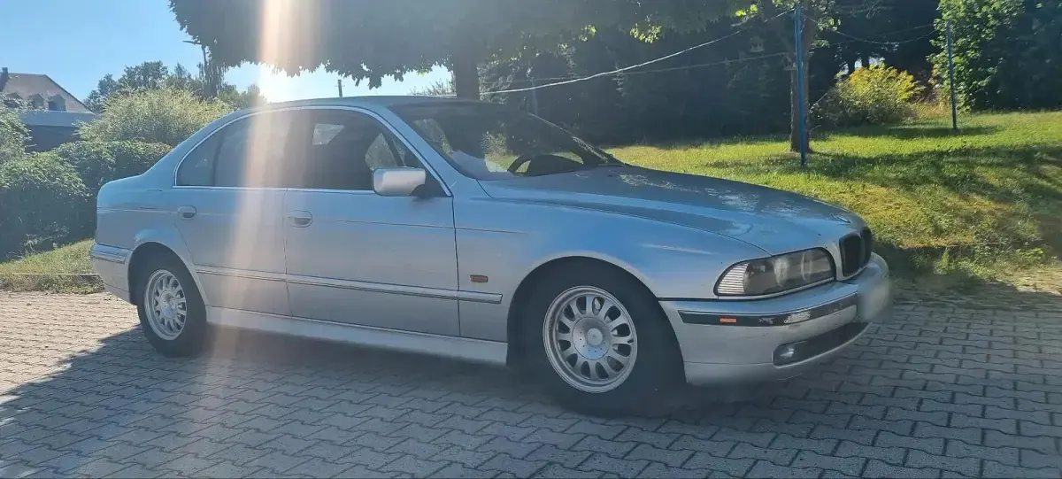 Gebraucht BMW 520 150 PS (110 kW) 1998 Silber Limousine