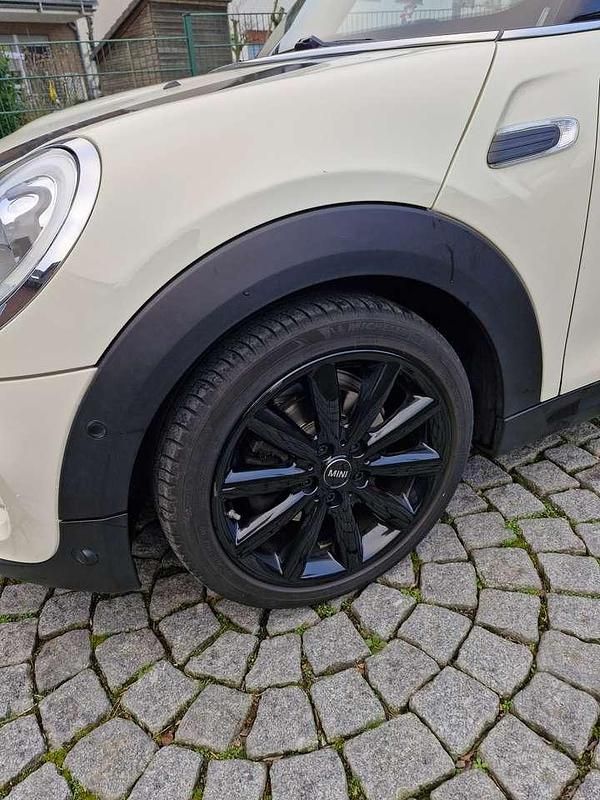 Second-hand Mini Cooper 136 CP (100 kW) 2017 Alb Hatchback
