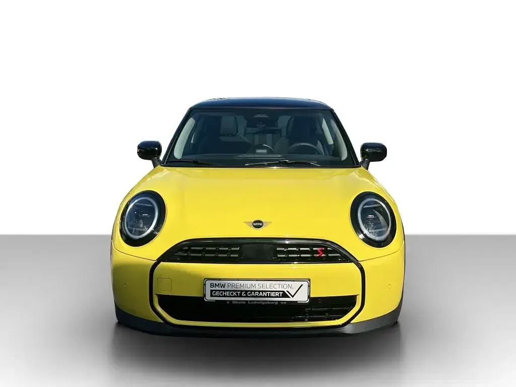 Używany Mini Cooper S 204 KM (150 kW) 2025 Żółty Hatchback