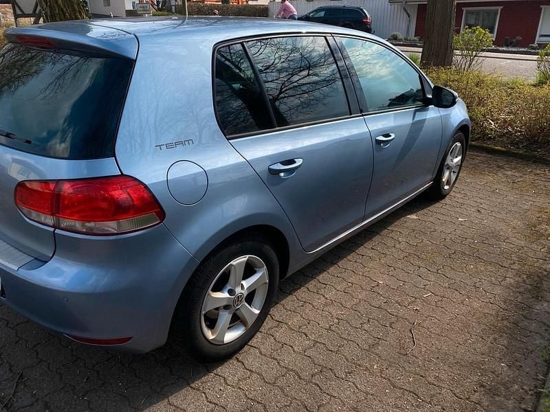 Gebraucht VW Golf VI Team 122 PS (89 kW) 2010 Kleinwagen