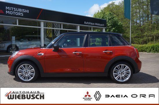 Blazing red ii metallic Gebraucht 2014 Mini Cooper D Kleinwagen | 9.990 € (Fairer Preis) - Bild 1/4