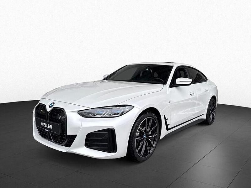 Gebraucht BMW i4 Efficient Dynamics 250 kW (340 PS) 2023 Mineralweiß (weiß) Limousine