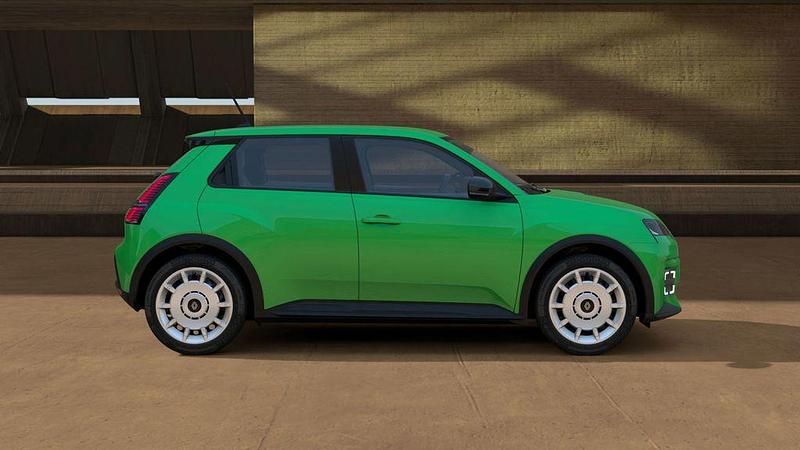 Neu Renault 5 E-Tech Evolution 89 kW (122 PS) 2026 Grün Limousine