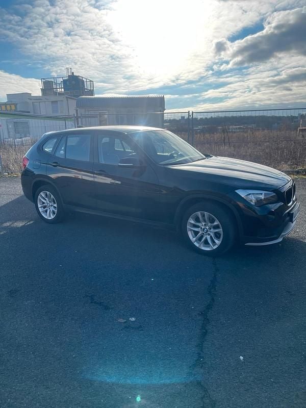 Gebraucht BMW X1 Advantage 150 PS (110 kW) 2015 Schwarz SUV