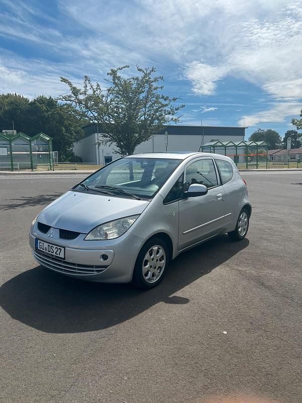 Silber Gebraucht 2007 Mitsubishi Colt Kleinwagen | 1.800 € (Fairer Preis) - Bild 1/4