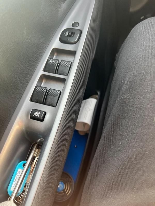 Gebraucht Mazda 2 101 PS (74 kW) 2006 Grün Kleinwagen