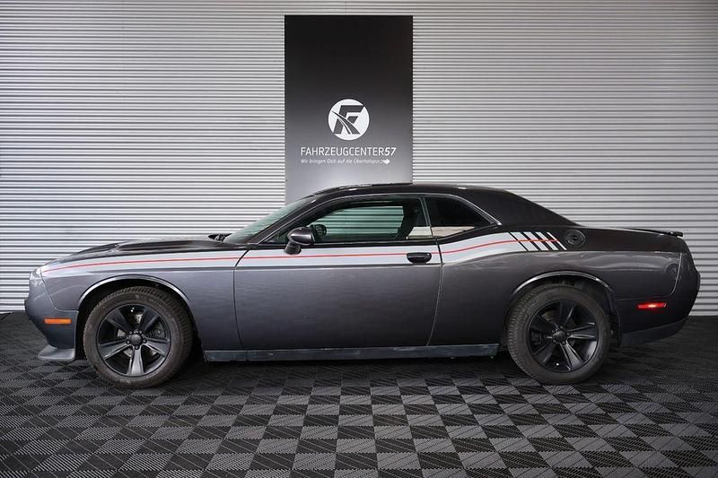 Gebraucht Dodge Challenger SXT 309 PS (227 kW) 2016 Grau Coupé