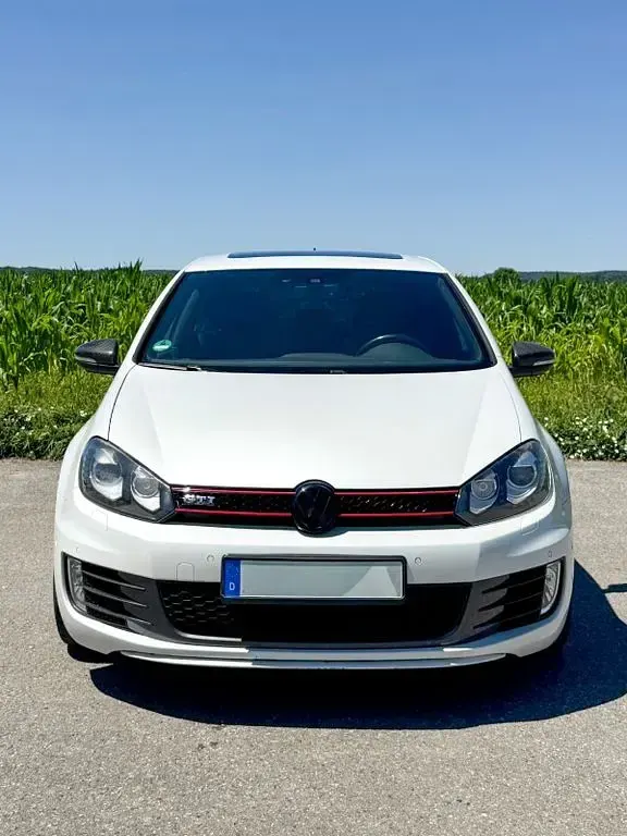 Gebraucht VW Golf VI GTI 211 PS (155 kW) 2011 Weiß Kleinwagen