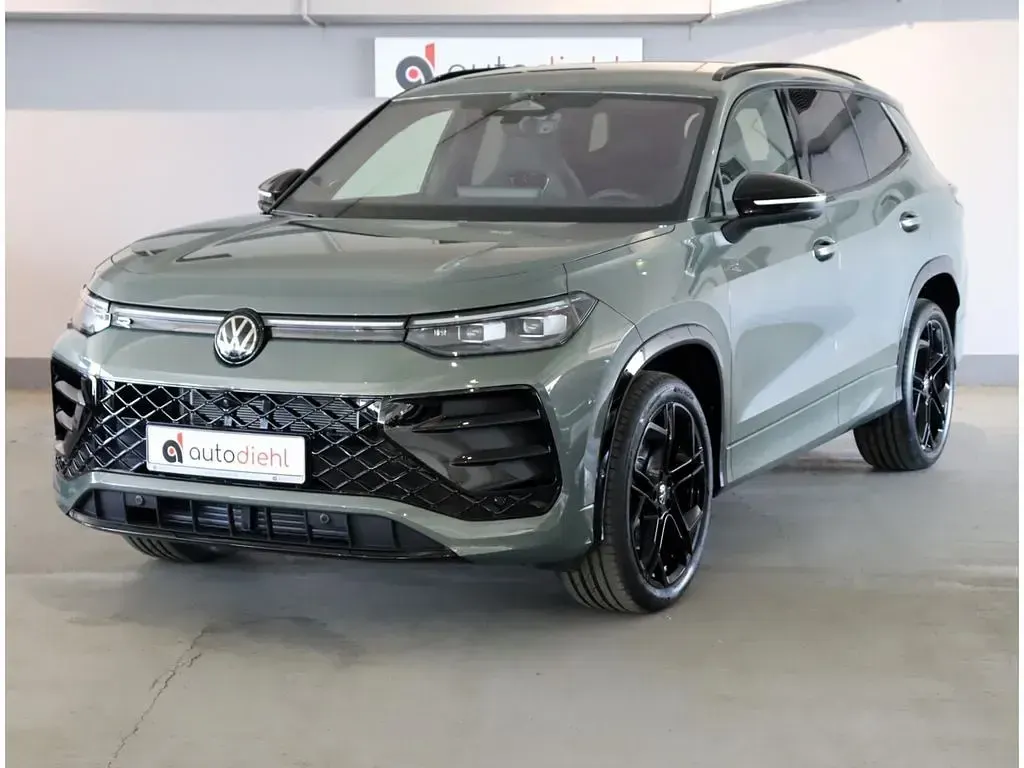 Gebraucht VW Tayron R-line 193 PS (141 kW) 2025 Grün SUV