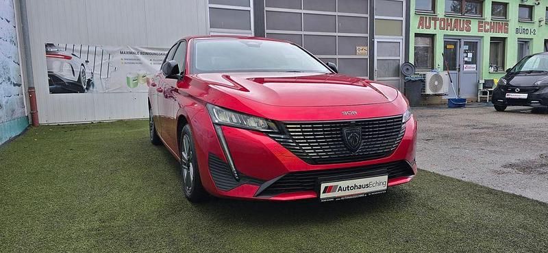 Gebraucht Peugeot 308 Allure 131 PS (96 kW) 2024 Rot Limousine