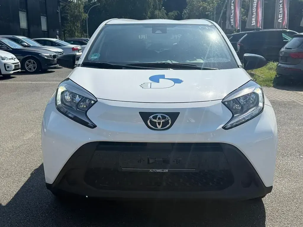 Gebraucht Toyota Aygo X 72 PS (52 kW) 2024 Weiß SUV