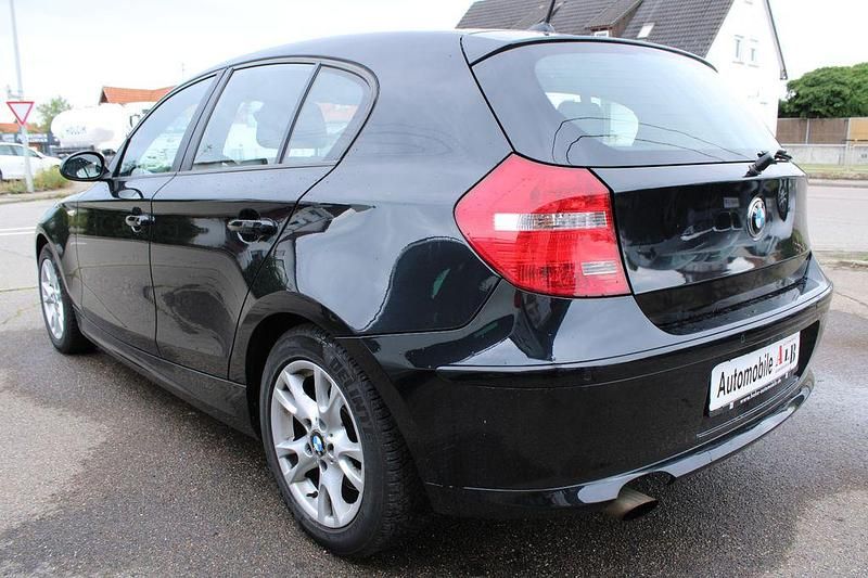 Gebraucht BMW 118 143 PS (105 kW) 2009 Schwarz Kleinwagen