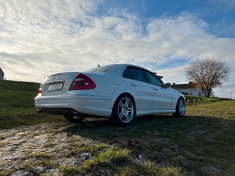 Gebraucht Mercedes E55 AMG 476 PS (350 kW) 2004 Weiß Limousine