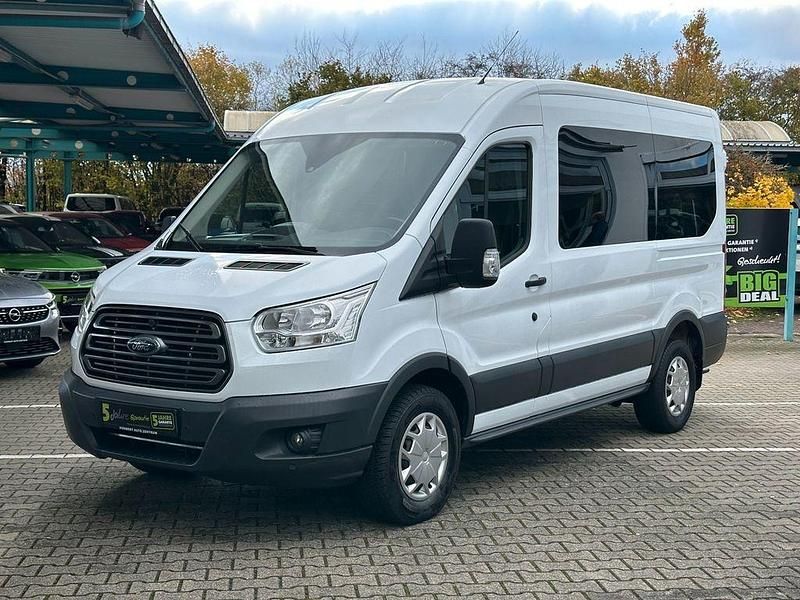 Gebraucht Ford Transit Trend 131 PS (96 kW) 2018 Frostweiß Kombi