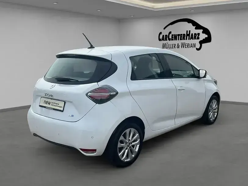 Używany Renault Zoe Experience 50 kW (69 KM) 2021 Biały Hatchback