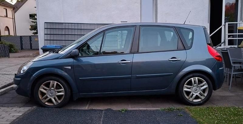 Blau Gebraucht 2008 Renault Mégane III Kleinwagen | 1.890 € - Bild 1/4