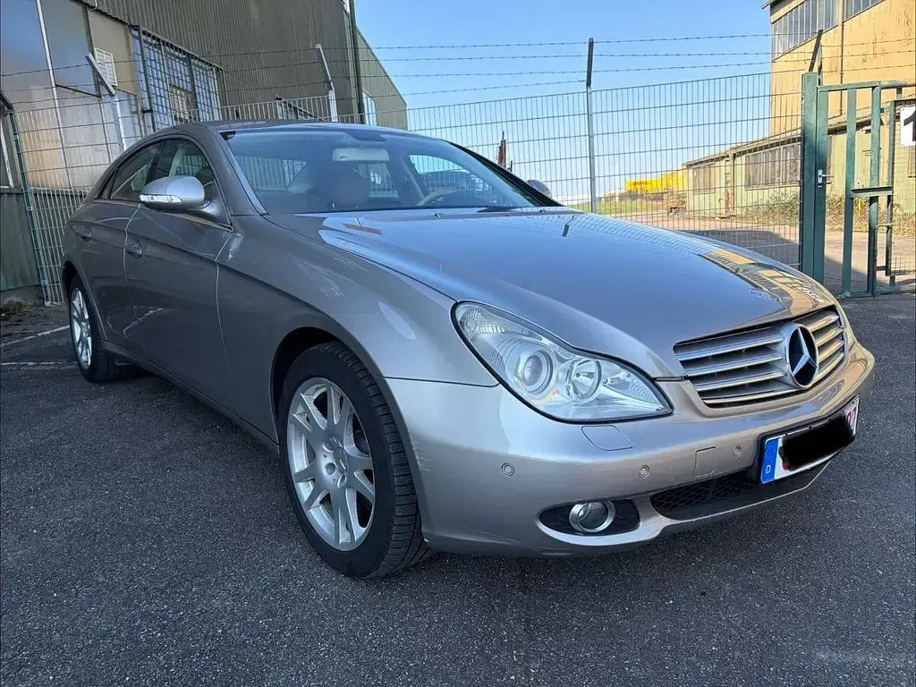 Gebraucht Mercedes CLS350 272 PS (200 kW) 2005 Silber Coupé
